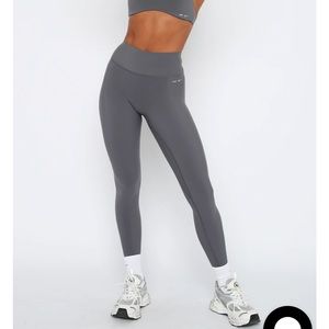 Sarahs Day X White Fox Brooklyn Leggings Smoke size small